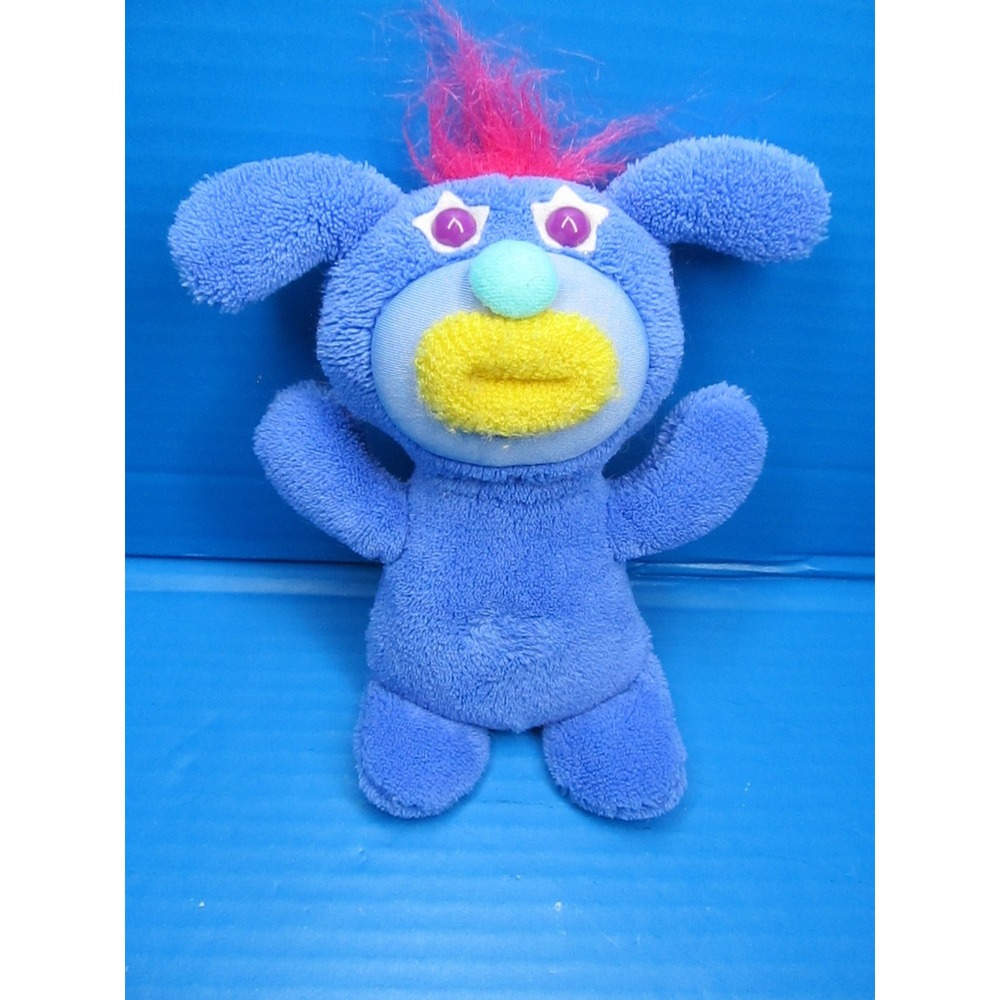 Fisher Price Sing-A-Ma-Jigs 2010 Violet Sings 99 Sing-A-Ma-Jigs On the Wall